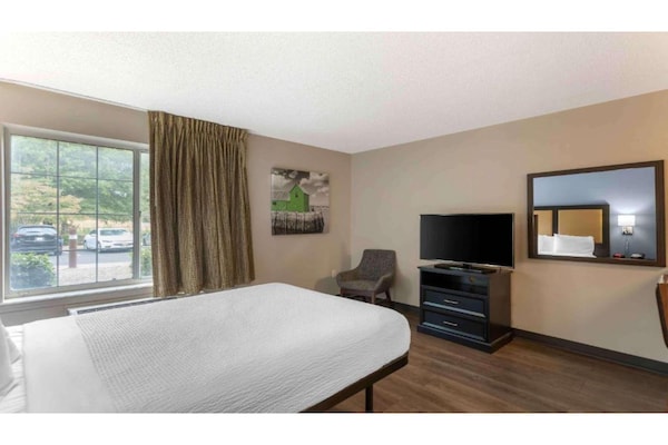 Foto van 1 tweepersoonsbed (queensize) | Rookvrij, Keuken - Vakantiehuis in Memphis - BedRoom