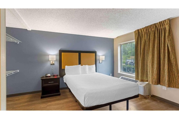 Foto van 1 tweepersoonsbed (queensize) | Rookvrij, Keuken - Vakantiehuis in Memphis - BedRoom