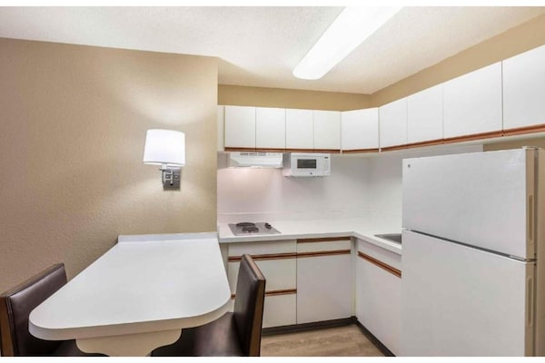 Foto van 1 Kingsize Bed | Niet-roken, Keuken - Vakantiehuis in Milwaukee WI - Kitchen
