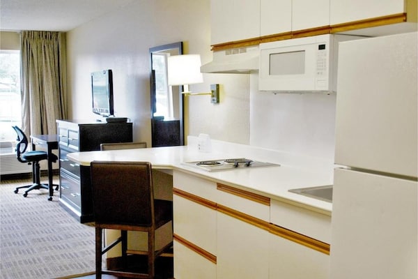 Foto van 1 Kingsize Bed | Niet-roken, Keuken - Vakantiehuis in Milwaukee WI - Kitchen