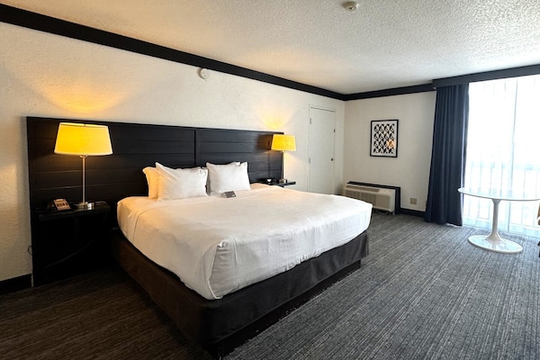 Foto van Premium King | Uitzicht op de Strip | Vegas - Vakantiehuis in Las Vegas NV - BedRoom