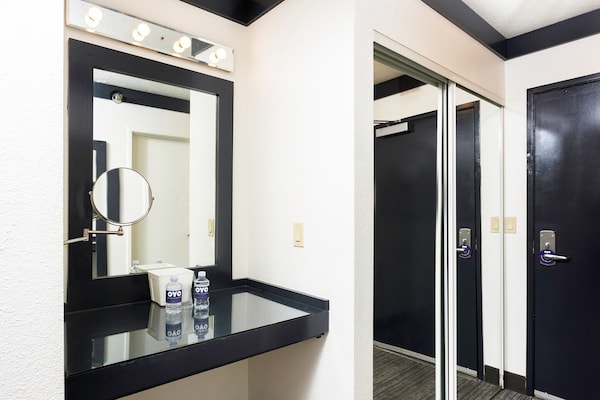 Foto van Premium King | Uitzicht op de Strip | Vegas - Vakantiehuis in Las Vegas NV - BathRoom