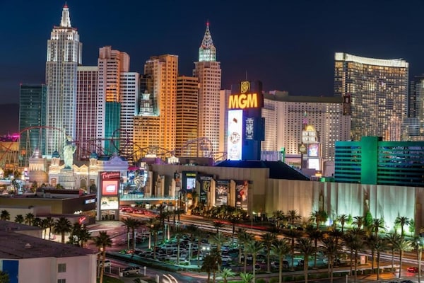 Foto van Premium kamer queen | Zwembadzicht Las Vegas - Vakantiehuis in Las Vegas NV - ExteriorSummer