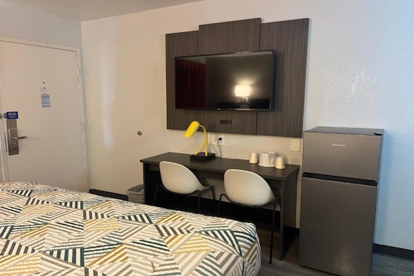 Foto van 1 tweepersoonsbed (Queensize) | Nsmk, Keuken - Vakantiehuis in Grants - BedRoom