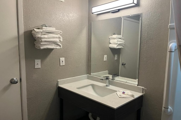 Foto van 1 tweepersoonsbed (Queensize) | Nsmk, Keuken - Vakantiehuis in Grants - BathRoom