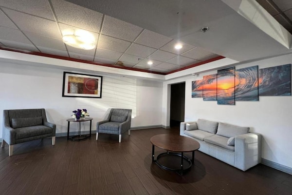 Foto van 2 Tweepersoonsbedden, Niet-roken - Vakantiehuis in Griffin, GA - LivingRoom
