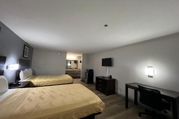 Foto van 2 Tweepersoonsbedden, Niet-roken - Vakantiehuis in Griffin, GA - BedRoom