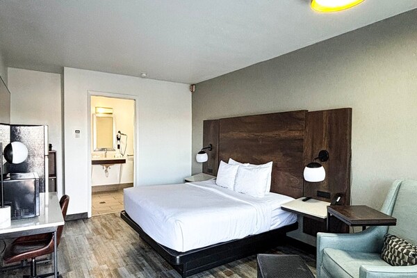 Foto van 1 Kingsize Bed | Niet-roken, Magnetronkoelkast - Vakantiehuis in Jackson - BedRoom