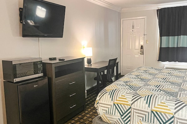 Foto van 1 kingsize bed | Roken toegestaan, koelkast aanwezig - BedRoom