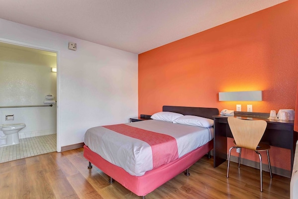 Foto van 1 tweepersoonsbed (queensize) | Rookvrij - Vakantiehuis in Santa Rosa CA - BedRoom