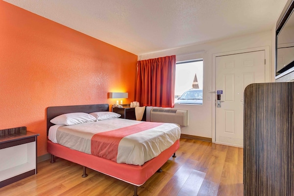 Foto van 1 tweepersoonsbed (queensize) | Rookvrij - Vakantiehuis in Santa Rosa CA - BedRoom