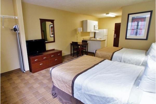 Foto van 1 kingsize bed | Rookvrij, keuken, douche - Vakantiehuis in Kent WA - BedRoom