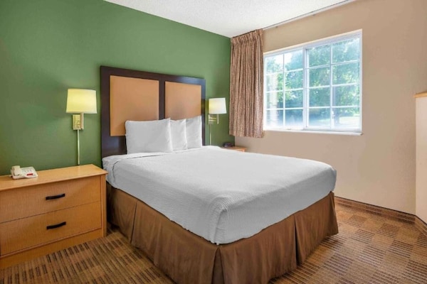 Foto van 1 tweepersoonsbed (Queensize) | Nsmk, Keuken, Slaapbank - BedRoom