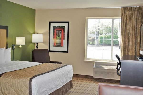 Foto van 1 tweepersoonsbed (queensize) | Rookvrij, Keuken - Vakantiehuis in Eagan - BedRoom