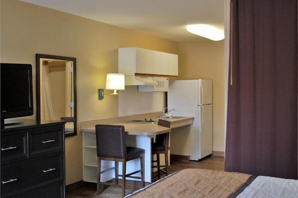 Foto van 1 tweepersoonsbed (queensize) | Rookvrij, Keuken - Vakantiehuis in Eagan - Facilities