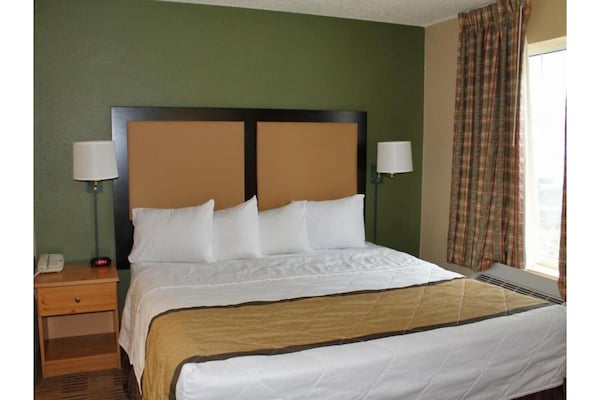 Foto van 1 kingsize bed | Rookvrij, Keuken - Vakantiehuis in Eagan - BedRoom