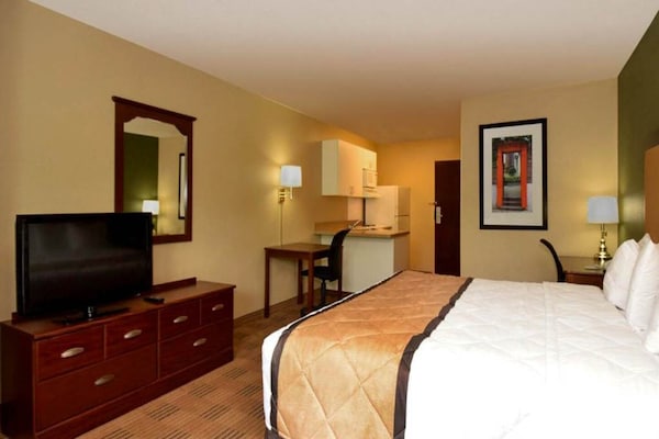 Foto van 1 tweepersoonsbed (queensize) | Rookvrij, keuken, slaapbank - BedRoom