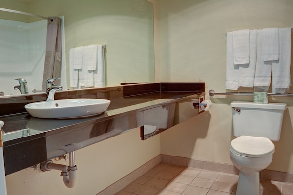 Foto van 1 tweepersoonsbed (queensize) | Rookvrij - Vakantiehuis in The Dalles - Facilities
