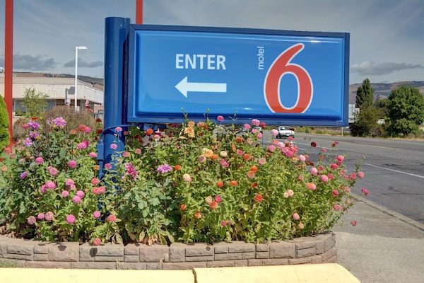 Foto van 1 tweepersoonsbed (queensize) | Rookvrij - Vakantiehuis in The Dalles - ExteriorSummer
