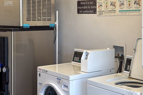 Foto van 1 tweepersoonsbed (queensize) | Roken mogelijk - Vakantiehuis in Las Vegas NV - Facilities