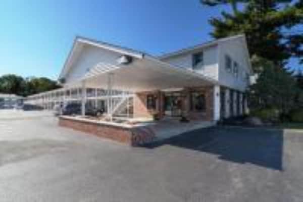 Foto van 1 kingsize bed | Roken toegestaan - Vakantiehuis in Albany - ExteriorSummer