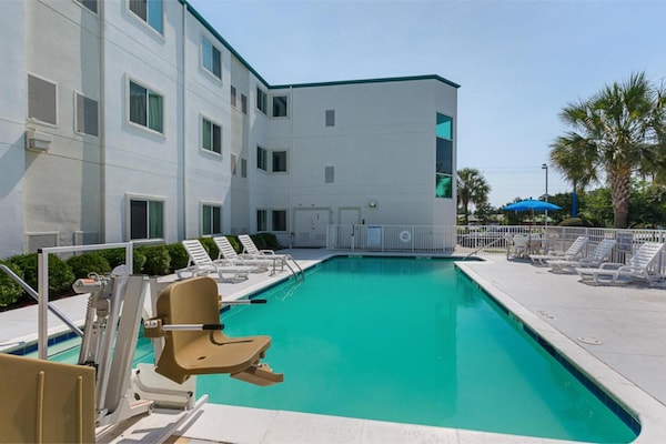 Foto van 1 tweepersoonsbed | Rookvrij - Vakantiehuis in Columbia SC - PoolOfHouse
