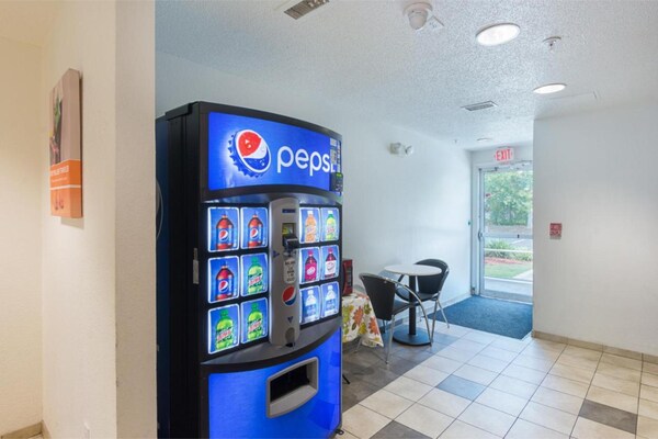 Foto van 1 tweepersoonsbed | Premium, Micfridge - Vakantiehuis in Columbia SC - Facilities