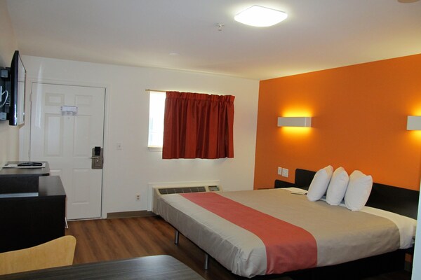 Foto van 1 kingsize bed | Roken toegestaan, koelkast aanwezig - BedRoom