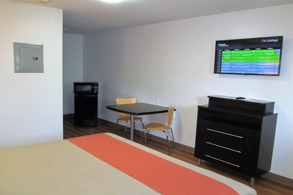 Foto van 1 kingsize bed | Roken toegestaan, koelkast aanwezig - BedRoom