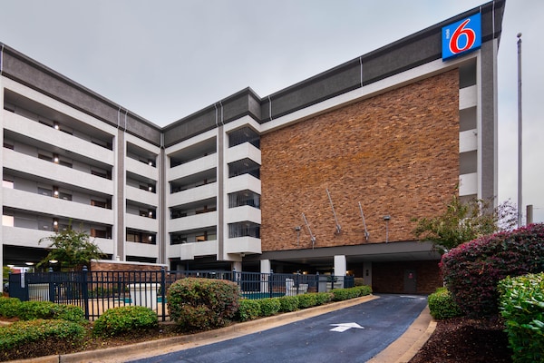 Foto van 1 kingsize bed | Suite, rookvrij, magnetron - Vakantiehuis in Columbus - ExteriorSummer