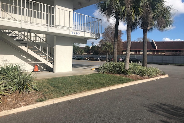 Foto van 1 tweepersoonsbed | Premium, koelkast - Vakantiehuis in Jacksonville - ExteriorSummer