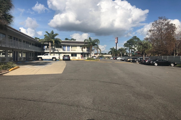 Foto van 1 tweepersoonsbed | Premium, koelkast - Vakantiehuis in Jacksonville - ExteriorSummer