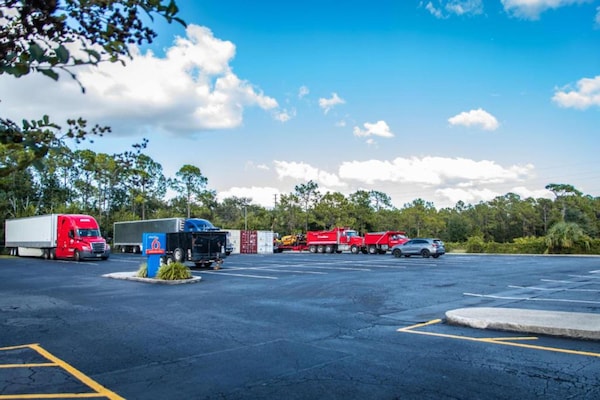 Foto van 1 tweepersoonsbed | Premium minikoelkast - Vakantiehuis in Kissimmee - ParkFacilities