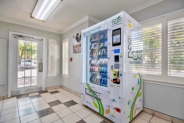 Foto van 1 tweepersoonsbed (queensize) | Rookvrij - Vakantiehuis in Austin - Facilities