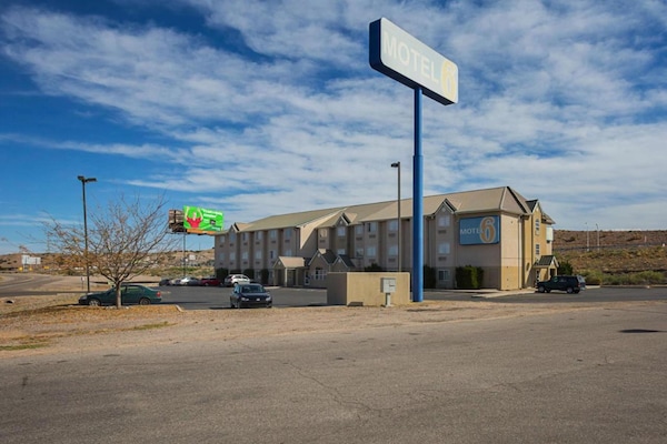 Foto van 1 tweepersoonsbed (queensize) | Suite, rookvrij - Vakantiehuis in Bernalillo - ExteriorSummer