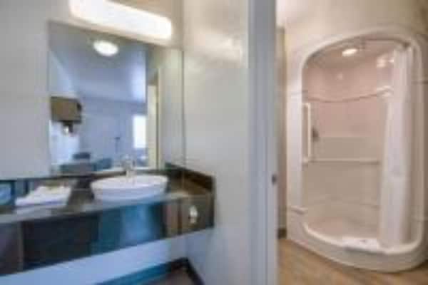 Foto van 1 tweepersoonsbed (queensize) | Rookvrij - Vakantiehuis in Albuquerque - BathRoom