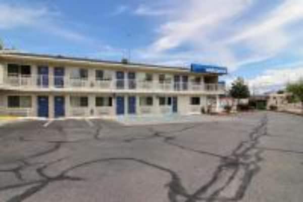 Foto van 1 tweepersoonsbed (queensize) | Rookvrij - Vakantiehuis in Albuquerque - ExteriorSummer