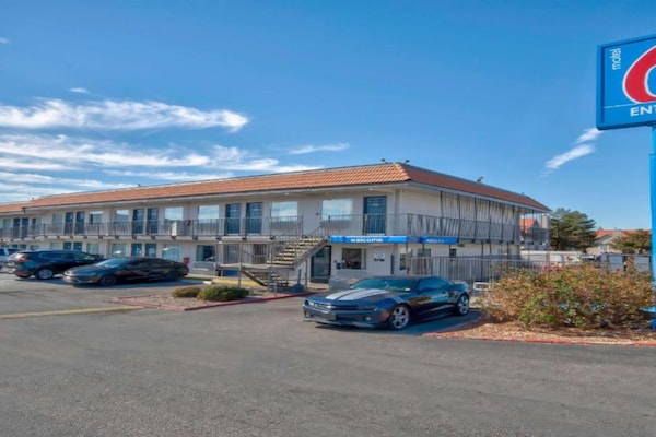 Foto van 1 tweepersoonsbed | Niet-roken - Vakantiehuis in Albuquerque - ExteriorSummer