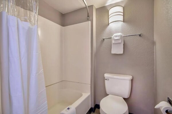 Foto van 1 tweepersoonsbed (Queensize) | Albuquerque - Vakantiehuis in Albuquerque - BathRoom