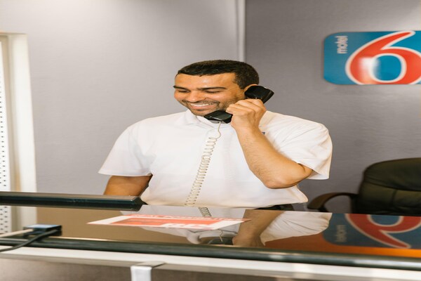 Foto van 1 tweepersoonsbed (queensize) | Rookvrij - Vakantiehuis in Santa Fe - Landing