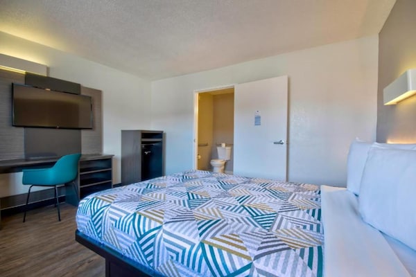 Foto van 1 tweepersoonsbed (Queensize)|Toegankelijk voor mindervaliden|Douche (RI)|Nsmk - BedRoom