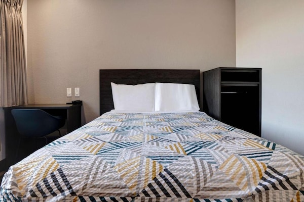 Foto van 1 tweepersoonsbed (queensize) | Rolstoeltoegankelijke - BedRoom