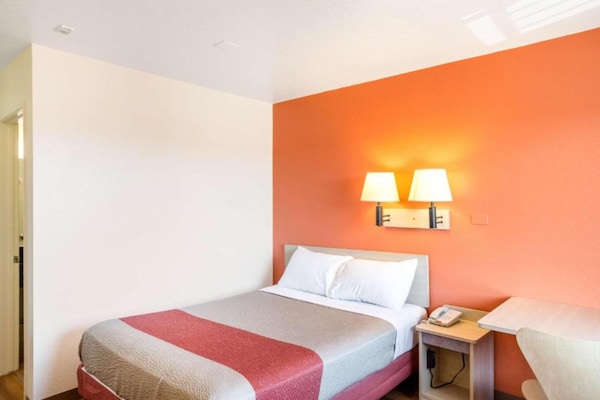 Foto van 1 tweepersoonsbed | Rolstoeltoegankelijke - Vakantiehuis in Redding CA - BedRoom