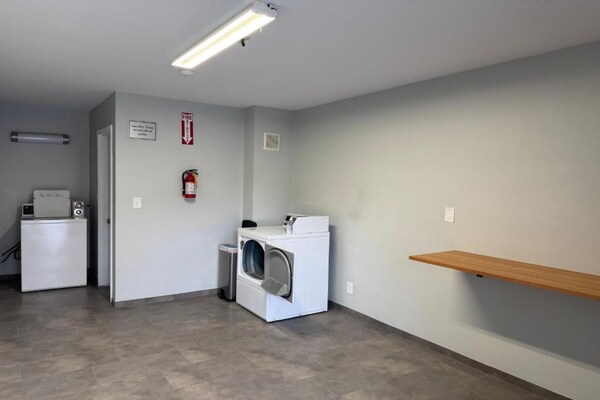 Foto van 1 tweepersoonsbed (queensize) | Roken toegestaan, koelkast (McFridge) - Facilities